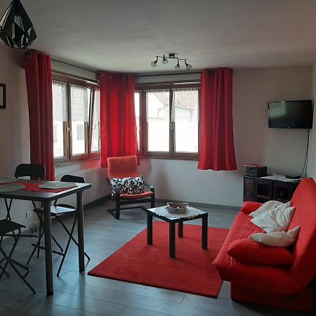 Les Chambres De Marthe Et Gerard Lipsheim Exterior foto